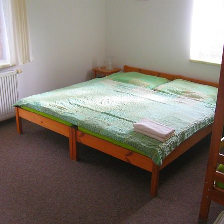 Ubytovani Na Slucim Tahu Prasily Exterior foto